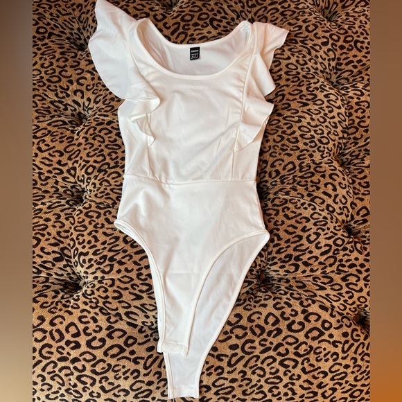 SHEIN Tops - SHEIN Clasi Solid Ruffled Cheeky-Cut Bodysuit